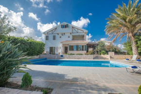 You will Love This Luxury 5 Bedroom Holiday Villa in Protaras with Private Pool Paralimni Villa 1331